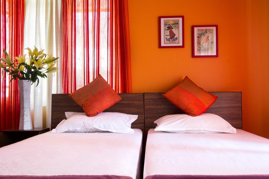 Amber Inn Bengaluru Zewnętrze zdjęcie
